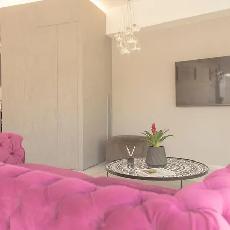 Luxury Near Acropolis-living Stone Gold Apartment Athens