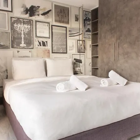Luxury Near Acropolis-living Stone Gold * Athens